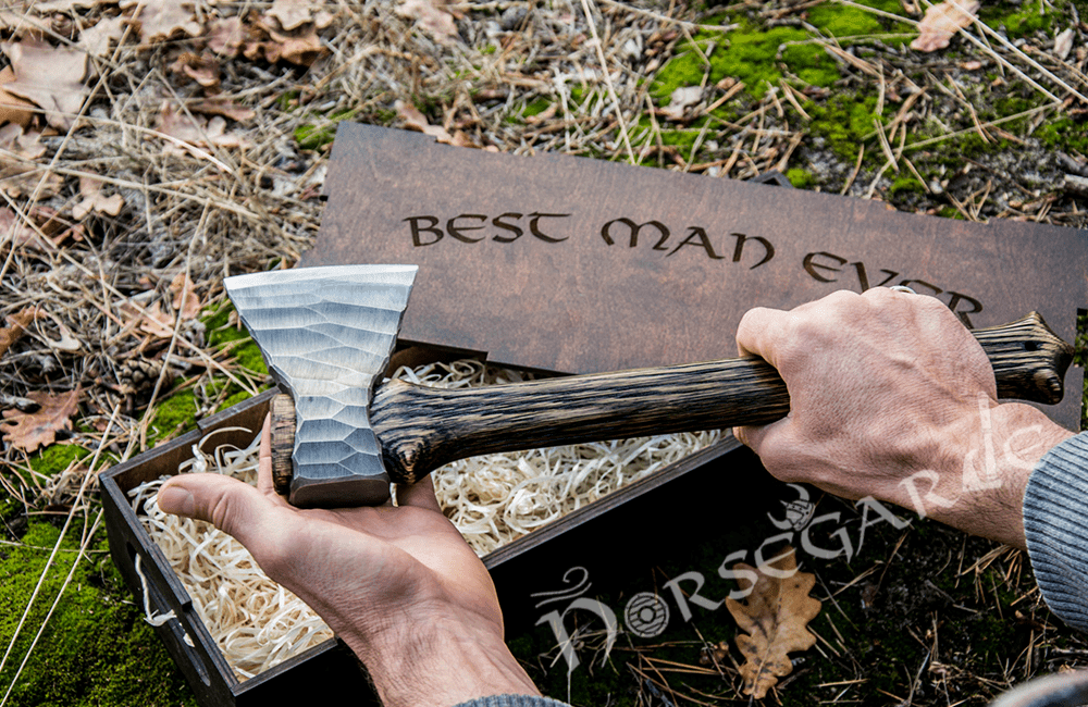 Handforged Nordic Axe 'Woodsman